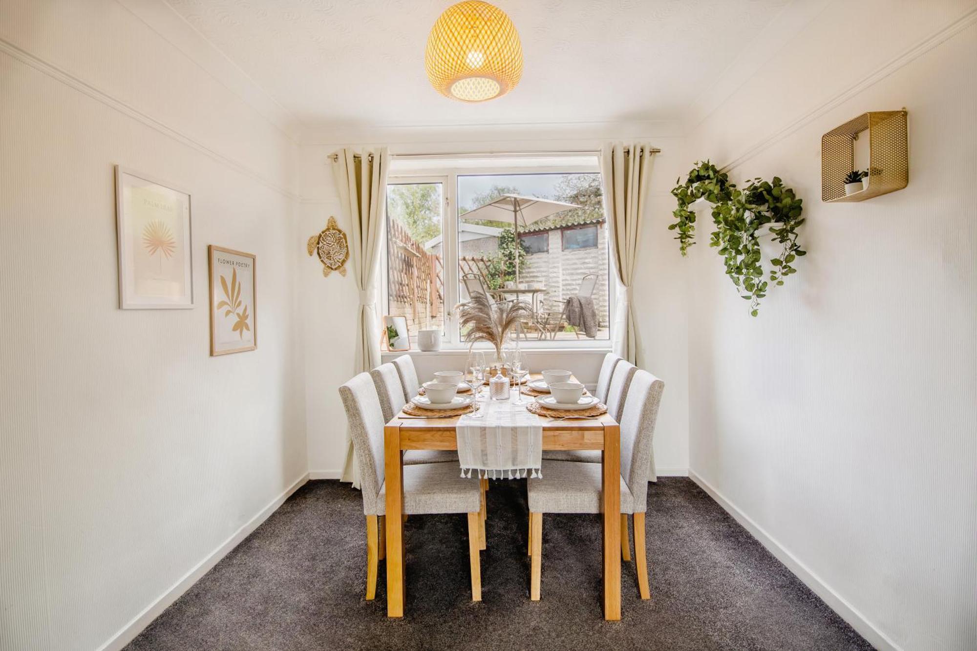 Serene Boho Retreat: White Oak Charm House 7ppl Casa vacanze